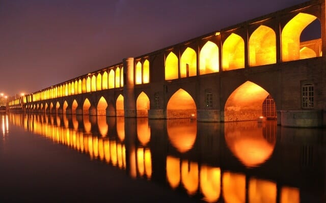 Si-o-Seh Pol, 33 Bridges - Isfahan - Express Persia Iran Tour Highlight